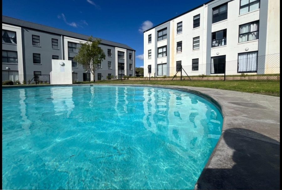 2 Bedroom Property for Sale in Aan de Wijnlanden Western Cape